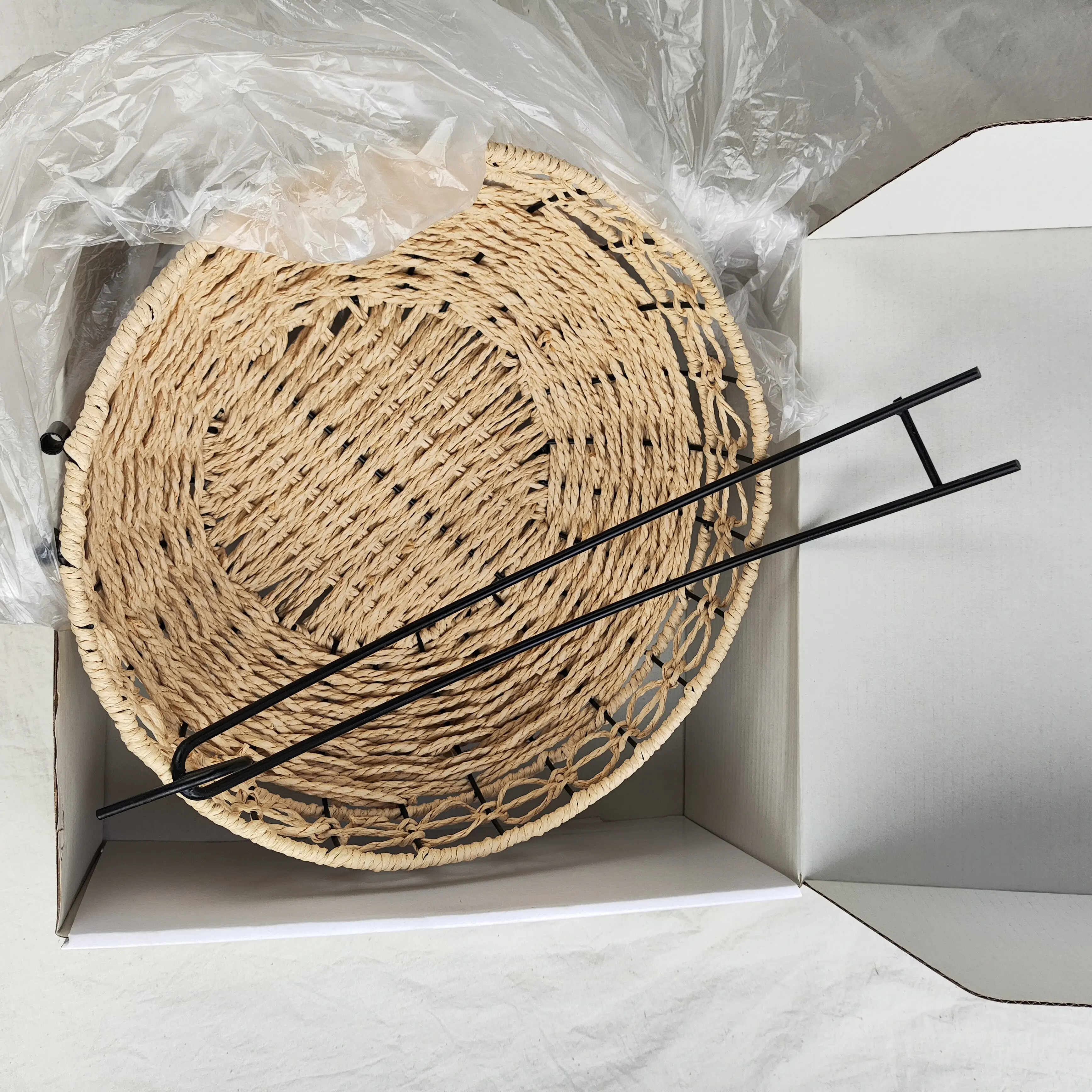 Trending hot selling paper rope rattan basket kitchen organizer storage baskets for bread fruit vegetable
