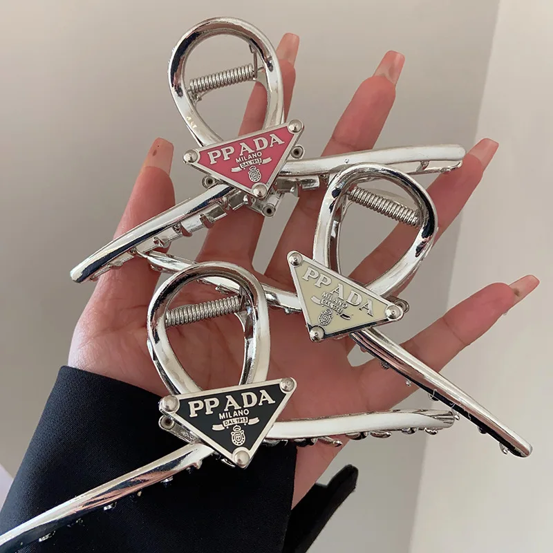 Senior sense silver grab clip large summer ins Shark clip 2024 new hair clip Female French silver big metal hair claw