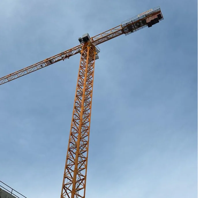 SUNTEC 60m jib length chassis flat top tower crane