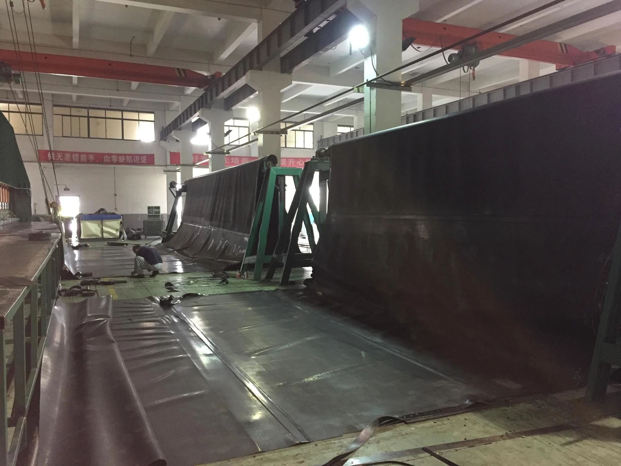 Epdm Rubber Roofing Waterproof Sheet Membrane Roll 3-8 Meters Wide