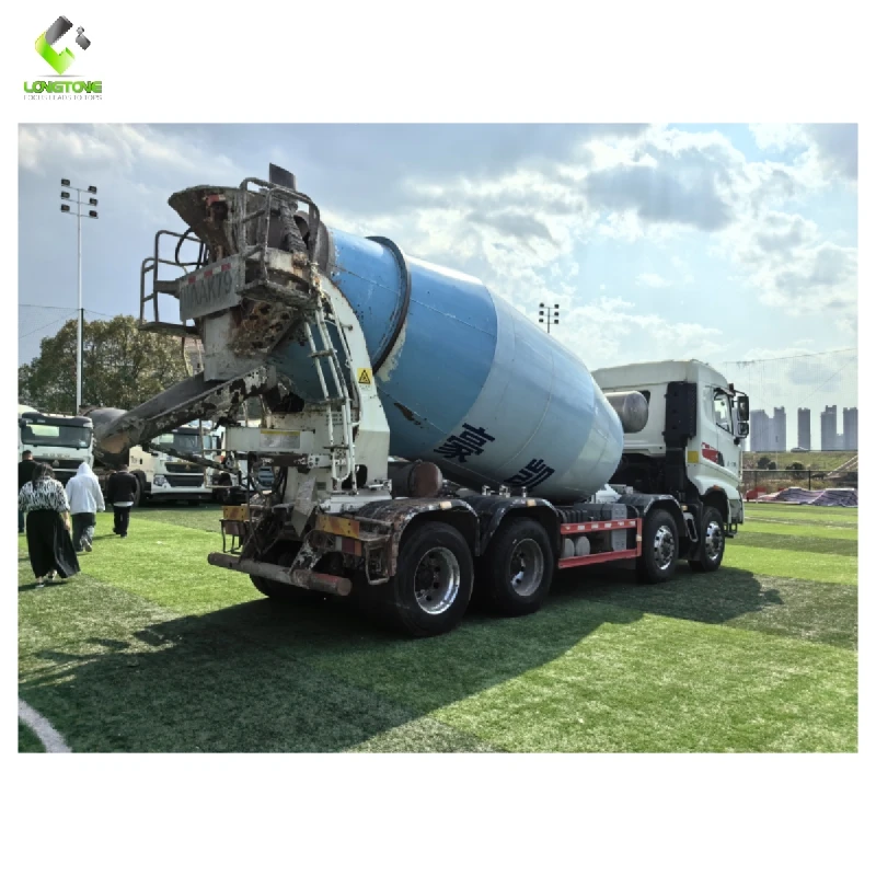 used Construction machinery  3cbm Small Self Loading Mixing Concrete Mixer Truck With Hydraulic Pump