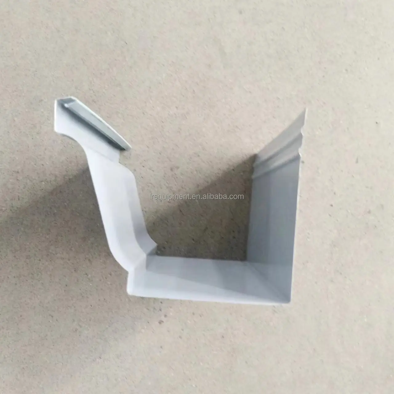 European Seamless Y6 Half Round Rain Drip Edge Gutter Guard and Water Downspout K Span Roll Forming Making Machine