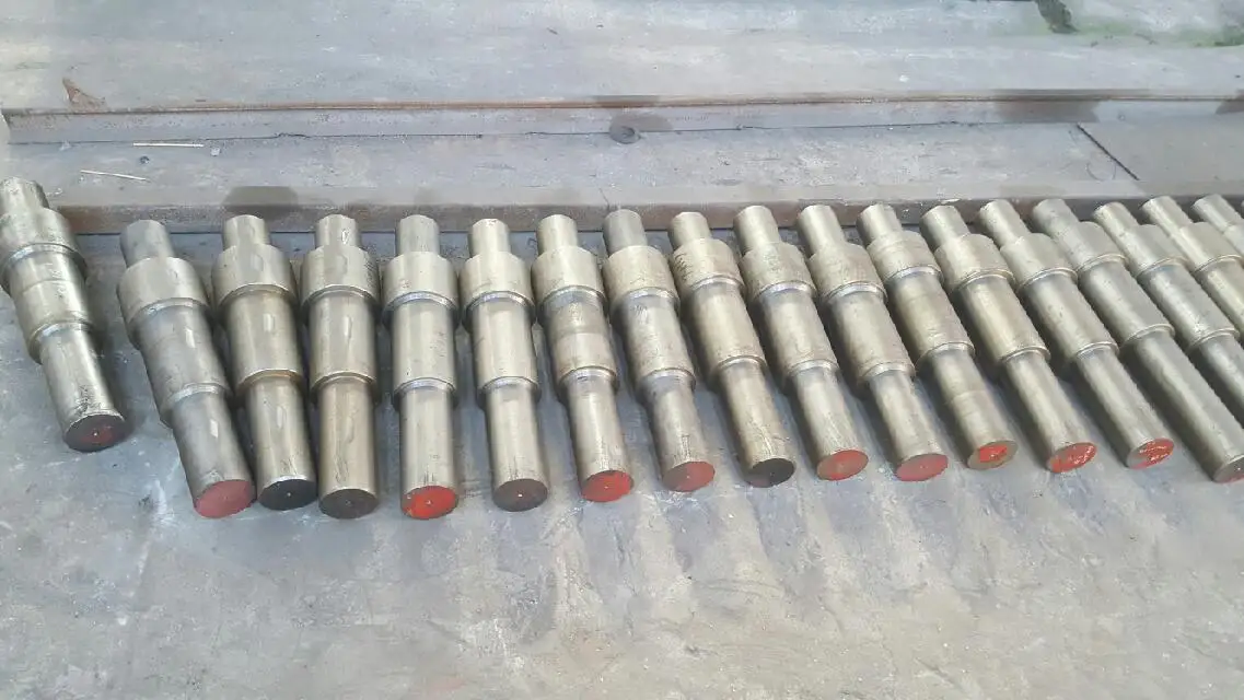Поковки для вала 42CrMo4 40crnimo 18CrNiMo5 30crmo 4130 4140 штампованный стальной вал
