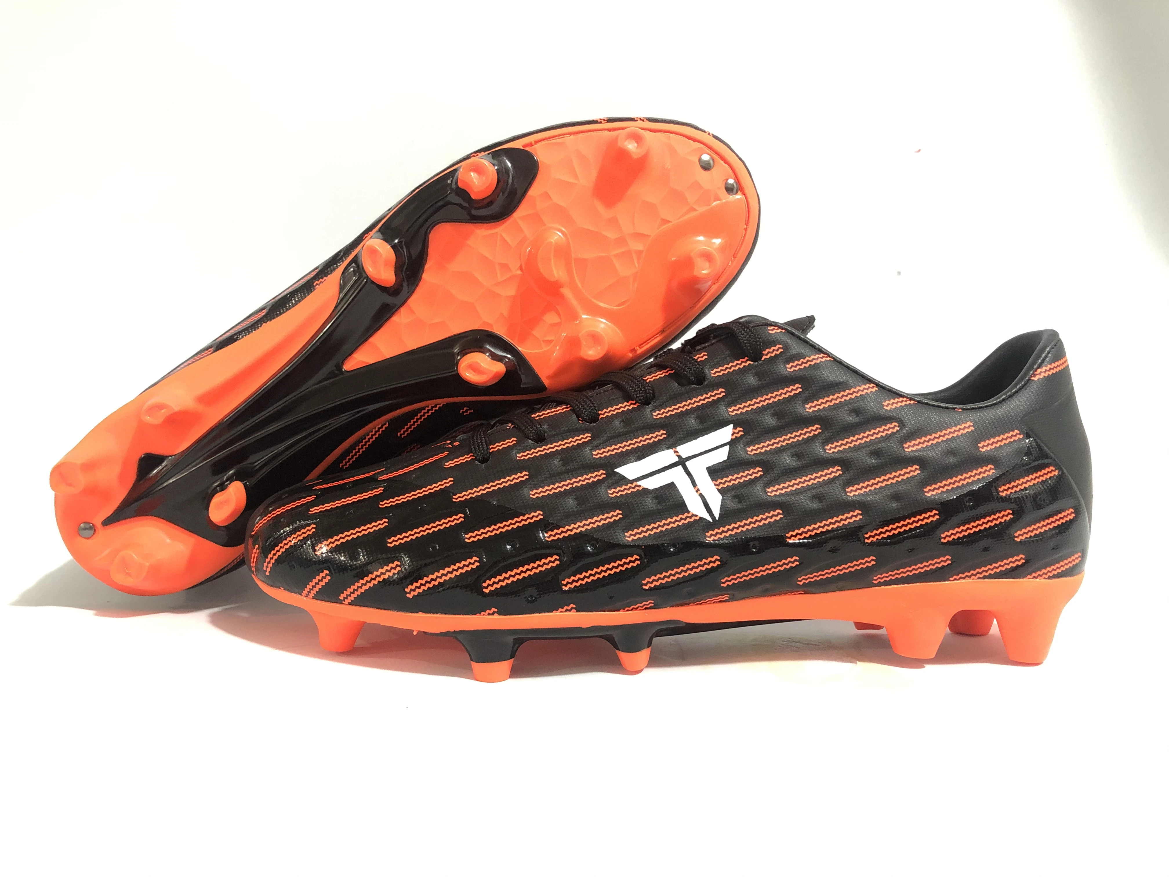 
Sports Kids Football Boots Soccer Shoes Custom 2021 Turf outdoor for Men Boys Fashion unisex soccer boots 