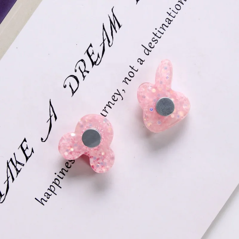 
Online Sales 3D Cute Cartoon Gift Pink Sequins Animal Resin Fridge Magnet For Kids 