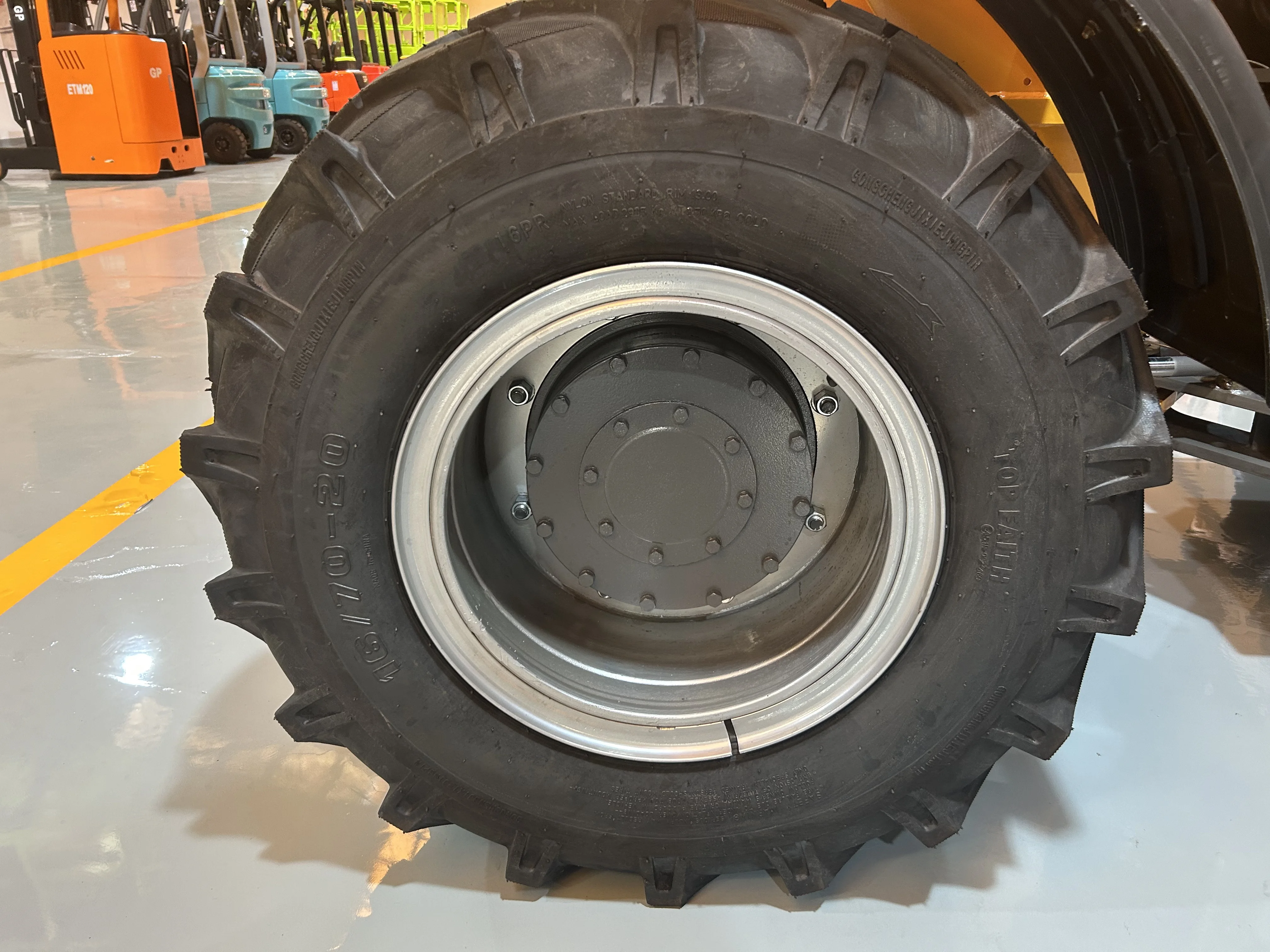 China 2t Mini Wheel Loader Small Front End Loader