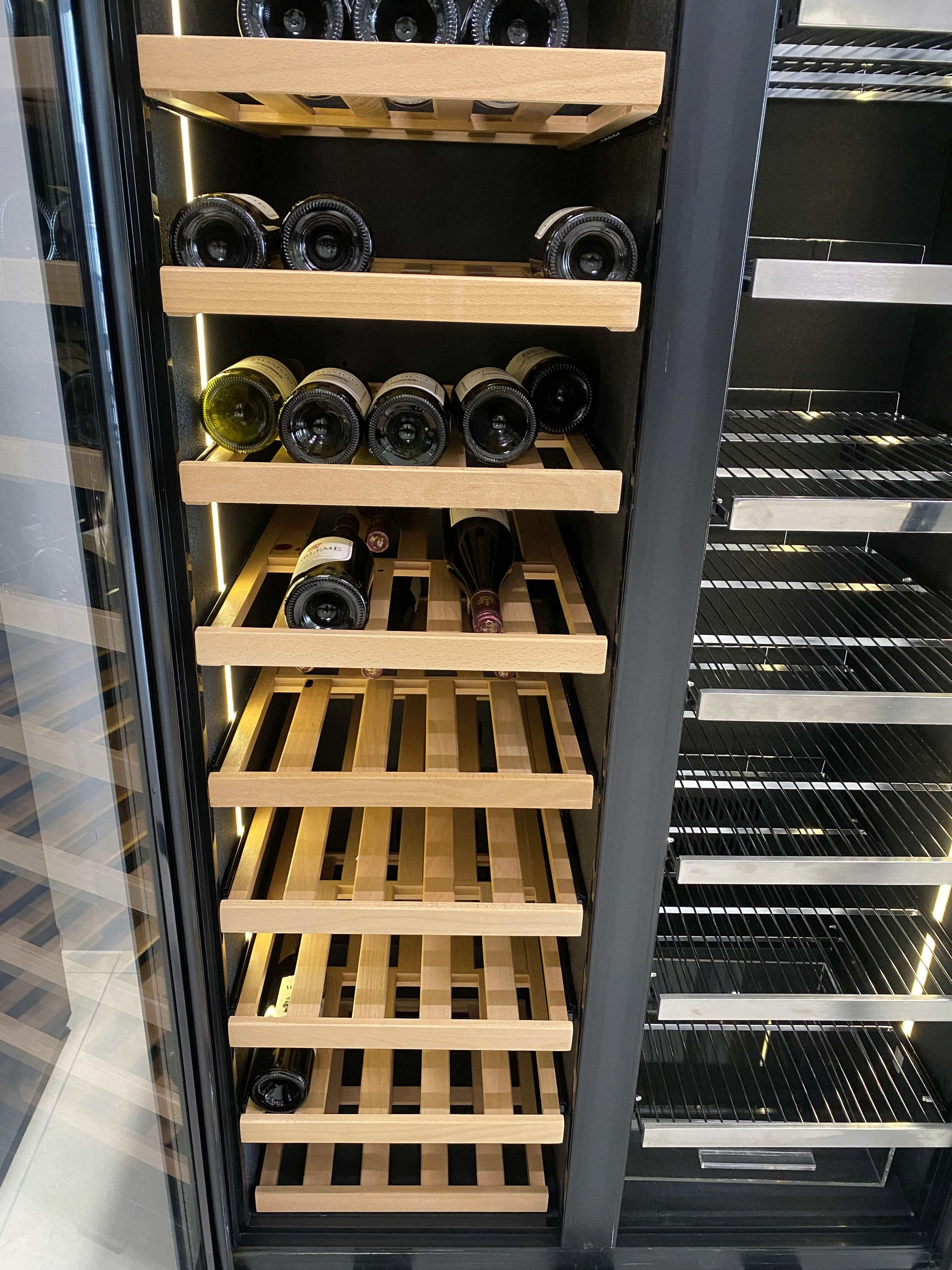 508L commercial appliances refrigerator wooden shelves wine chiller wine cellar wine cooler for sale