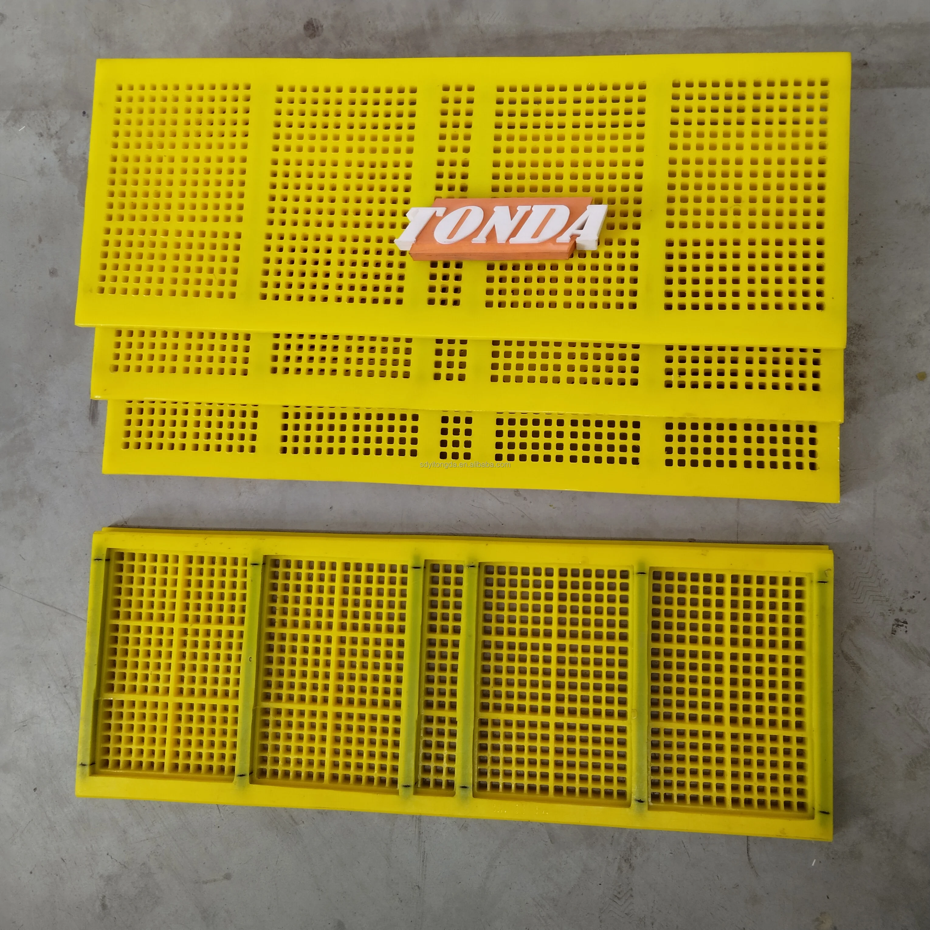 New Industrial Linear Vibrating Screen Steel Motor Core Polyurethane Sieving Machine Ore Dewatering Liquid Sieving