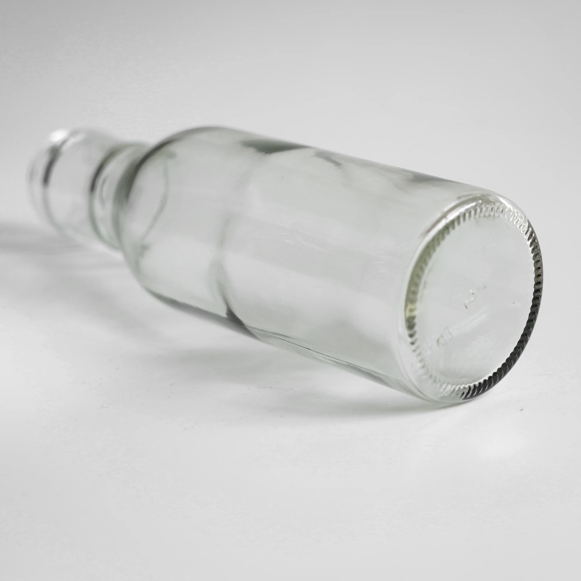 transparent  beverage bottle  with screw cap use for milk,juice