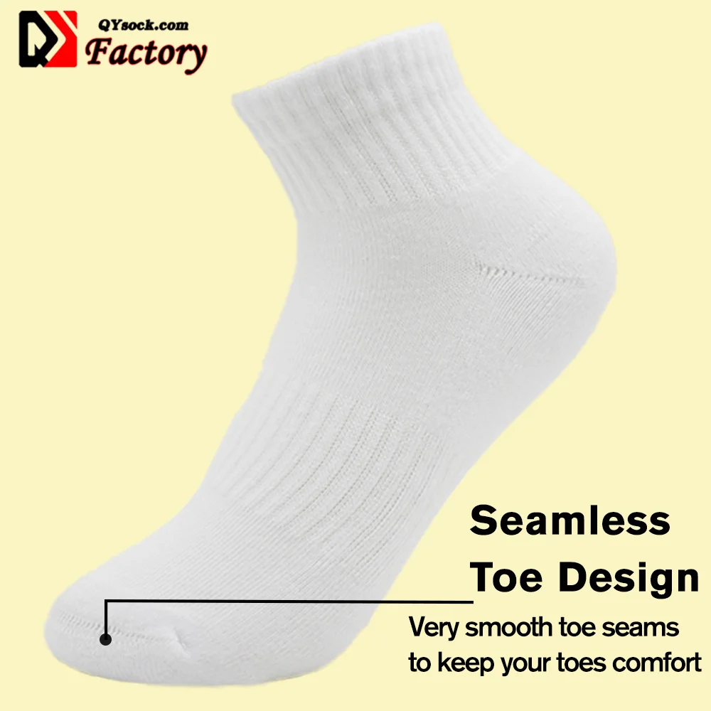 Custom  Athletic Socks Custom Logo Compression Sports Socks for Athletes Soccer Basketball  Running Cycling Socks