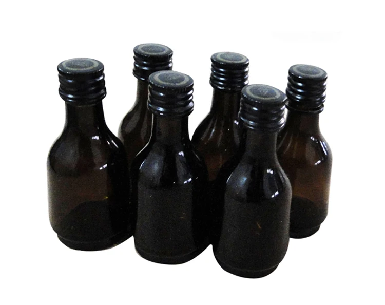 The latest  metal multi - functional sealing machine appearance is beautiful, small machinery easy maintenance.