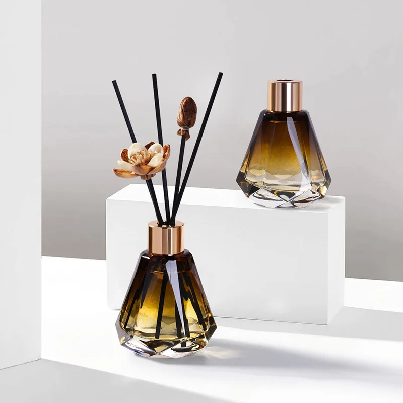 Factory Direct Sale Luxury Aroma Conical Aroma Luxury Glass Reed Diffuser Bottle