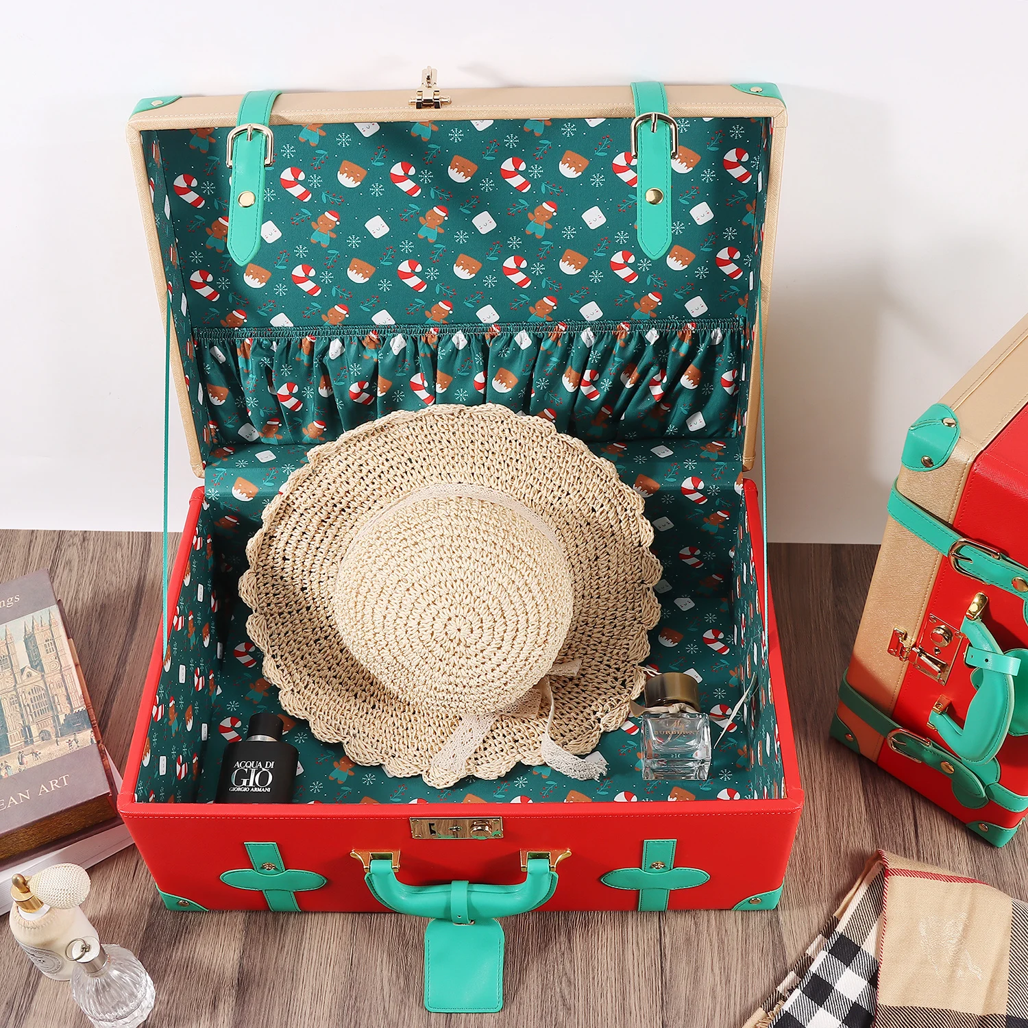 Hot Selling Unisex Vintage Wooden Large Storage Suitcase Luggage Box High Quality New Product with Various PU Main Material