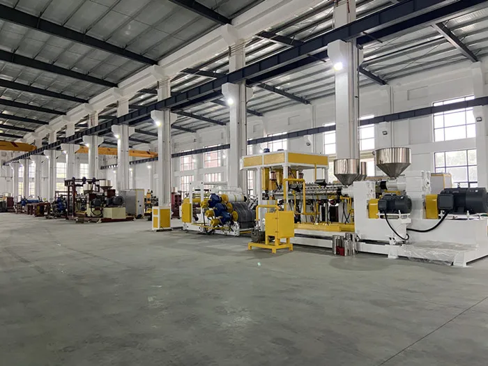 Three layers PP sheet plastic extruder machine triple screw