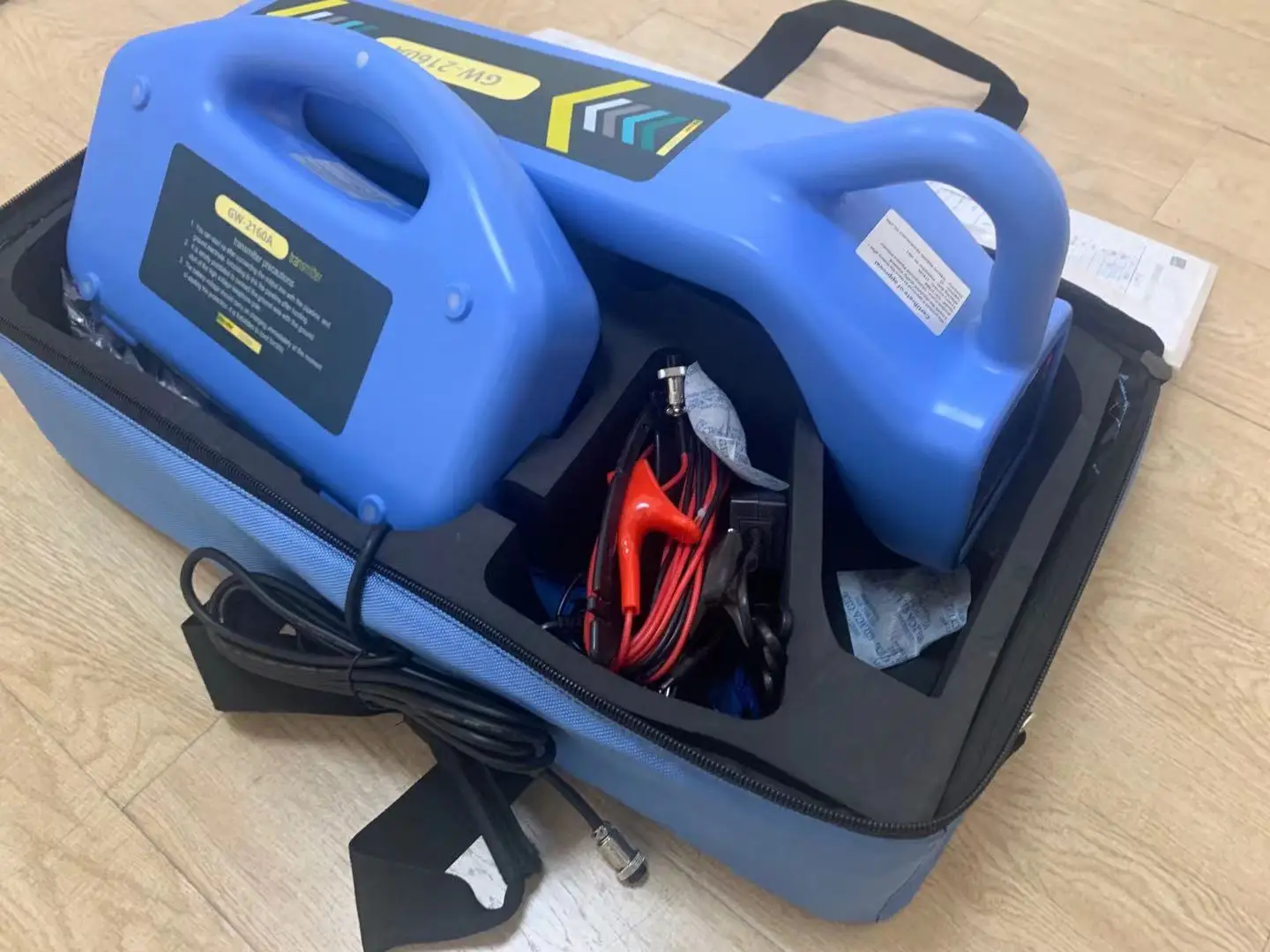 GW-2160A Pipe And Cable Locator Underground Portable Pipe Detector Line Fault Locator Made in china.