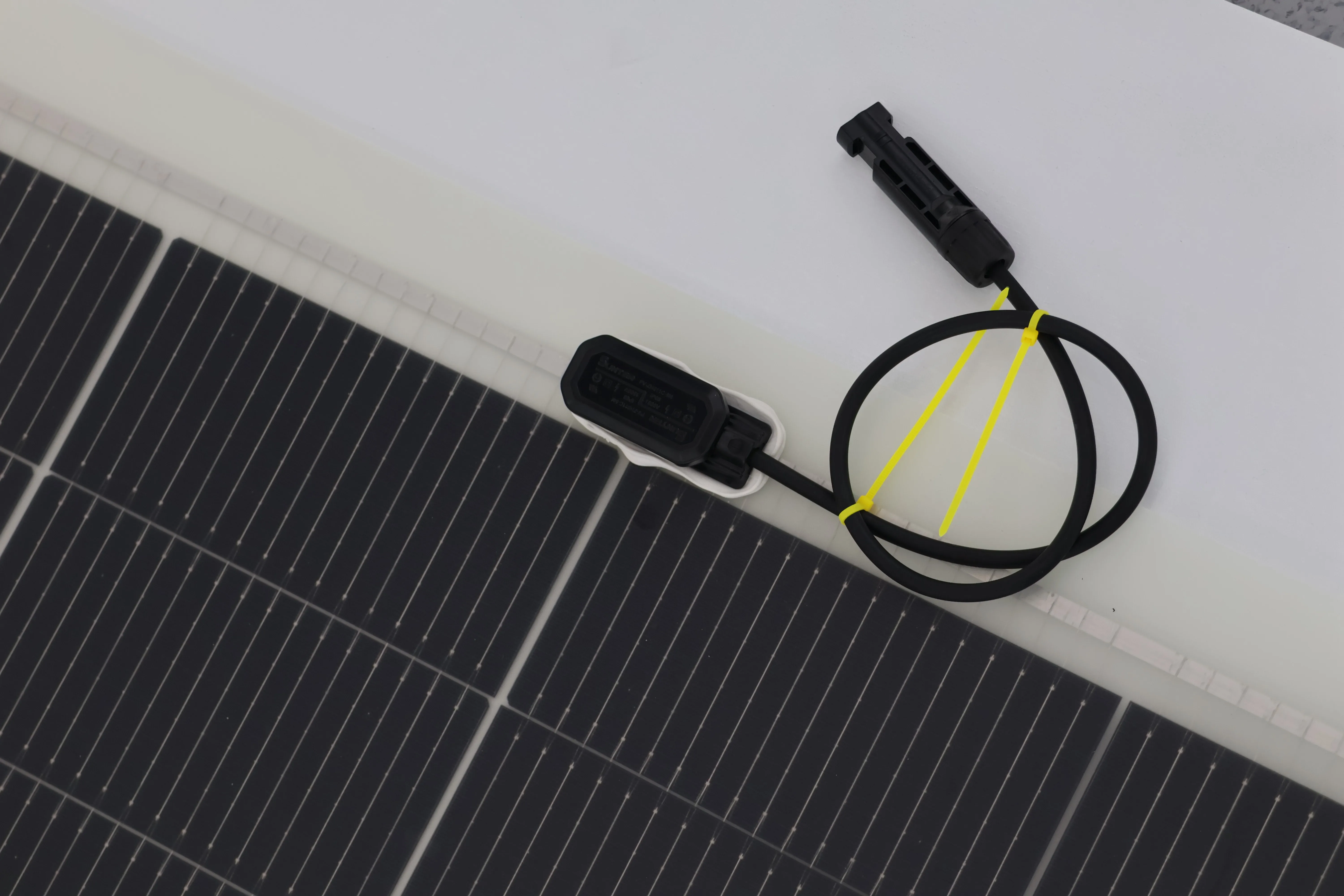 Thin Film Flexible Solar Module 23.8% Efficiency Lightweight Photovoltaic Panel BIPV Module