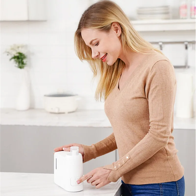 Disposable Disinfecting Towel  Mini  Mother Care and Baby Products Box Sales Newest Home Design USB Charging Origin Towel Free