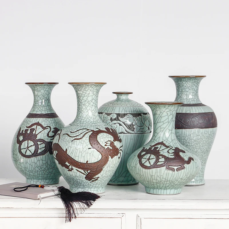 Chinese 3D Ceramic Art Handmade Antique Ice Crack Glaze Paint Pottery Vases Porcelain Vintage Flower Vase For Dining Table