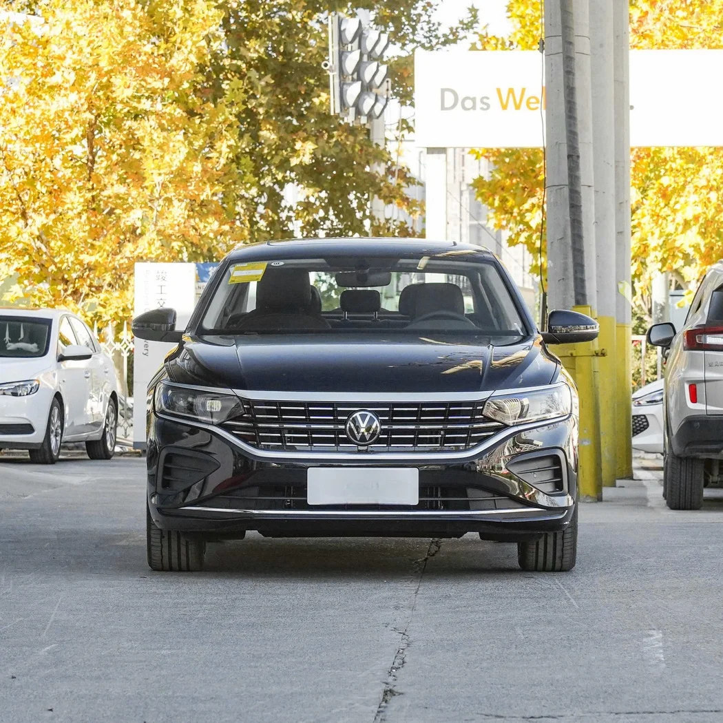 Оформление запасов экспорт VW Passat Большой Космический автомобиль Подержанный или новый Volkswagen бензиновый
