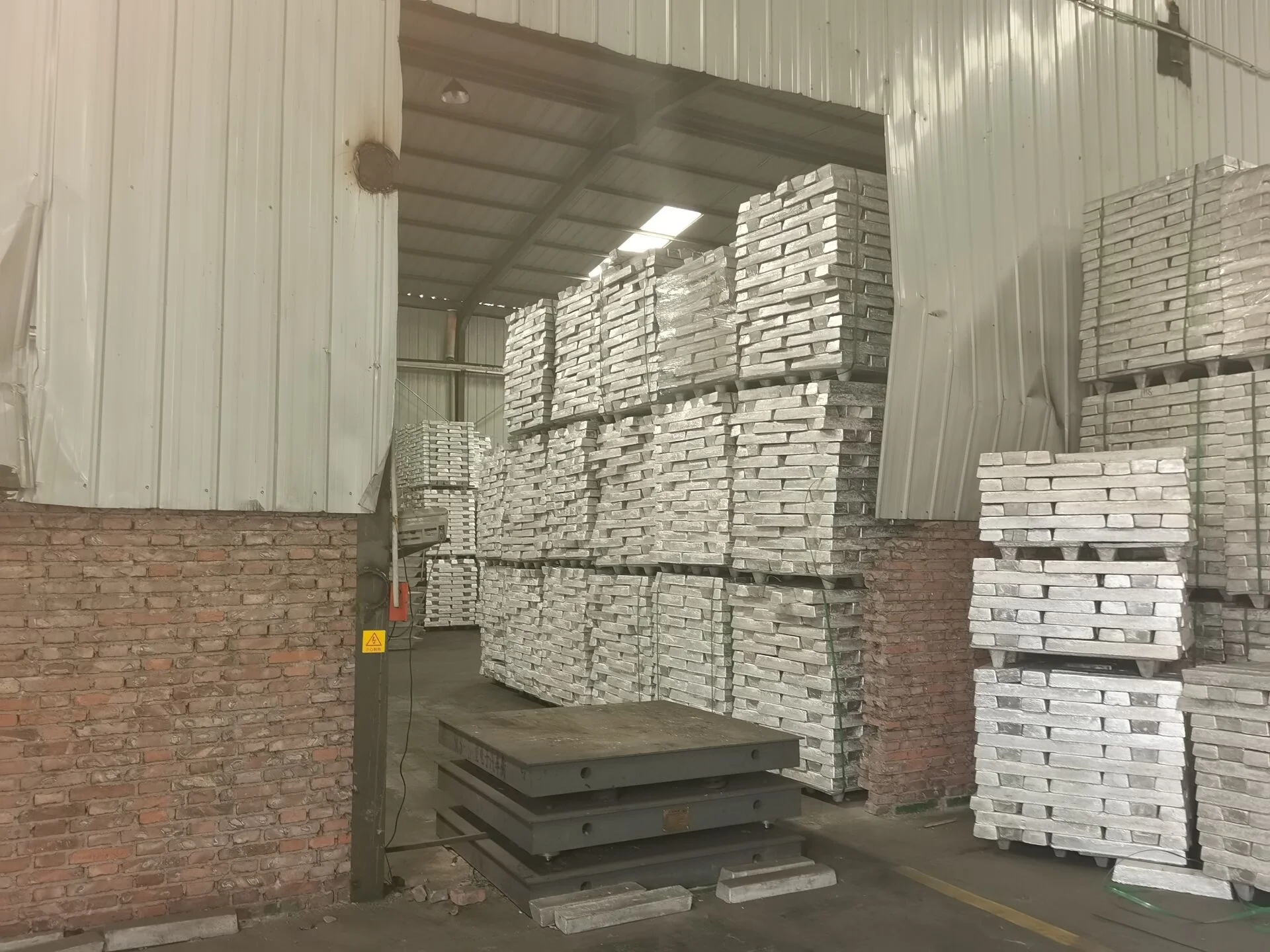 Высокая чистота высокое качество 99.99% чистый магний литейный металл