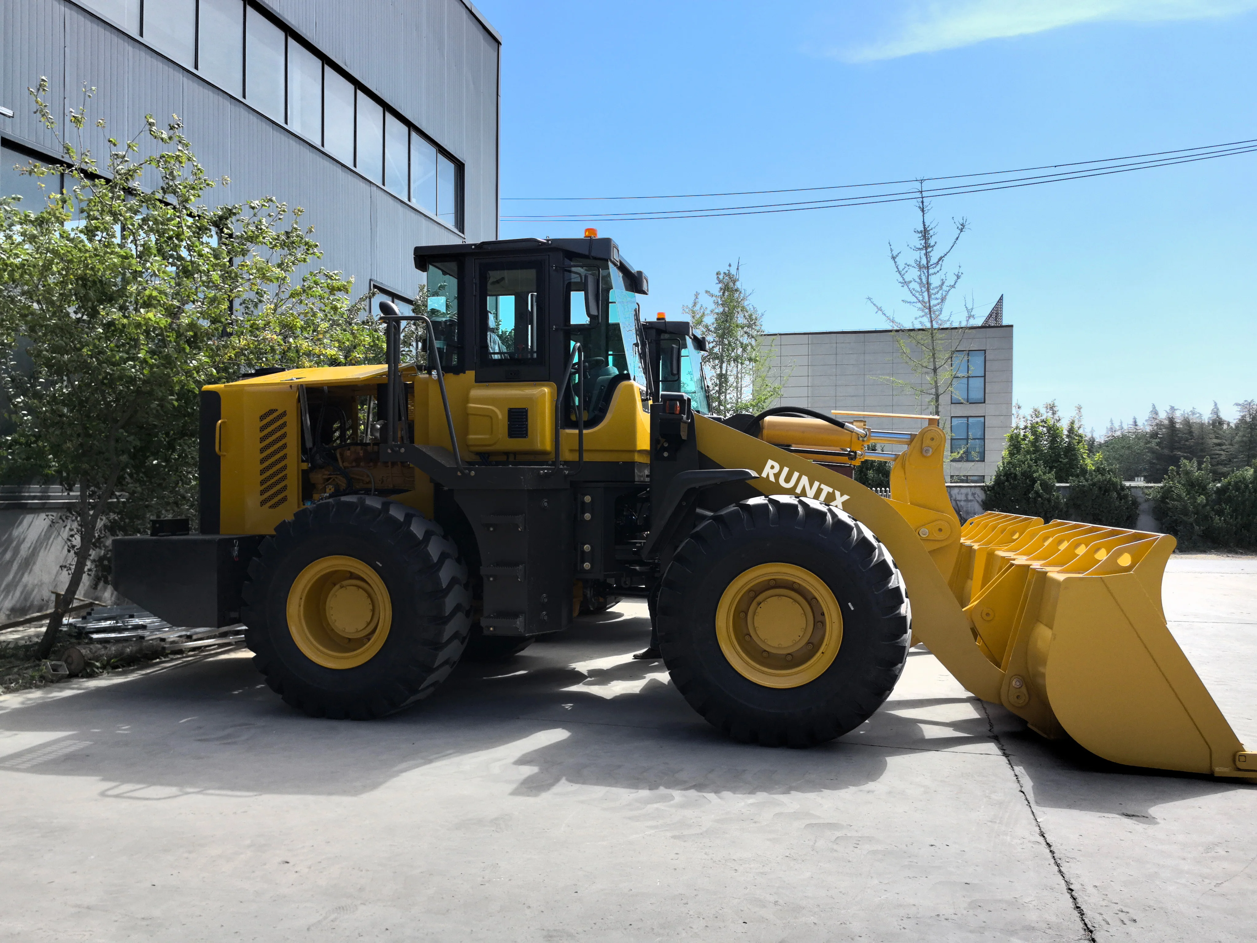 RUNTX RTX650 5 Ton Front Wheel Loader with 3m³ Bucket