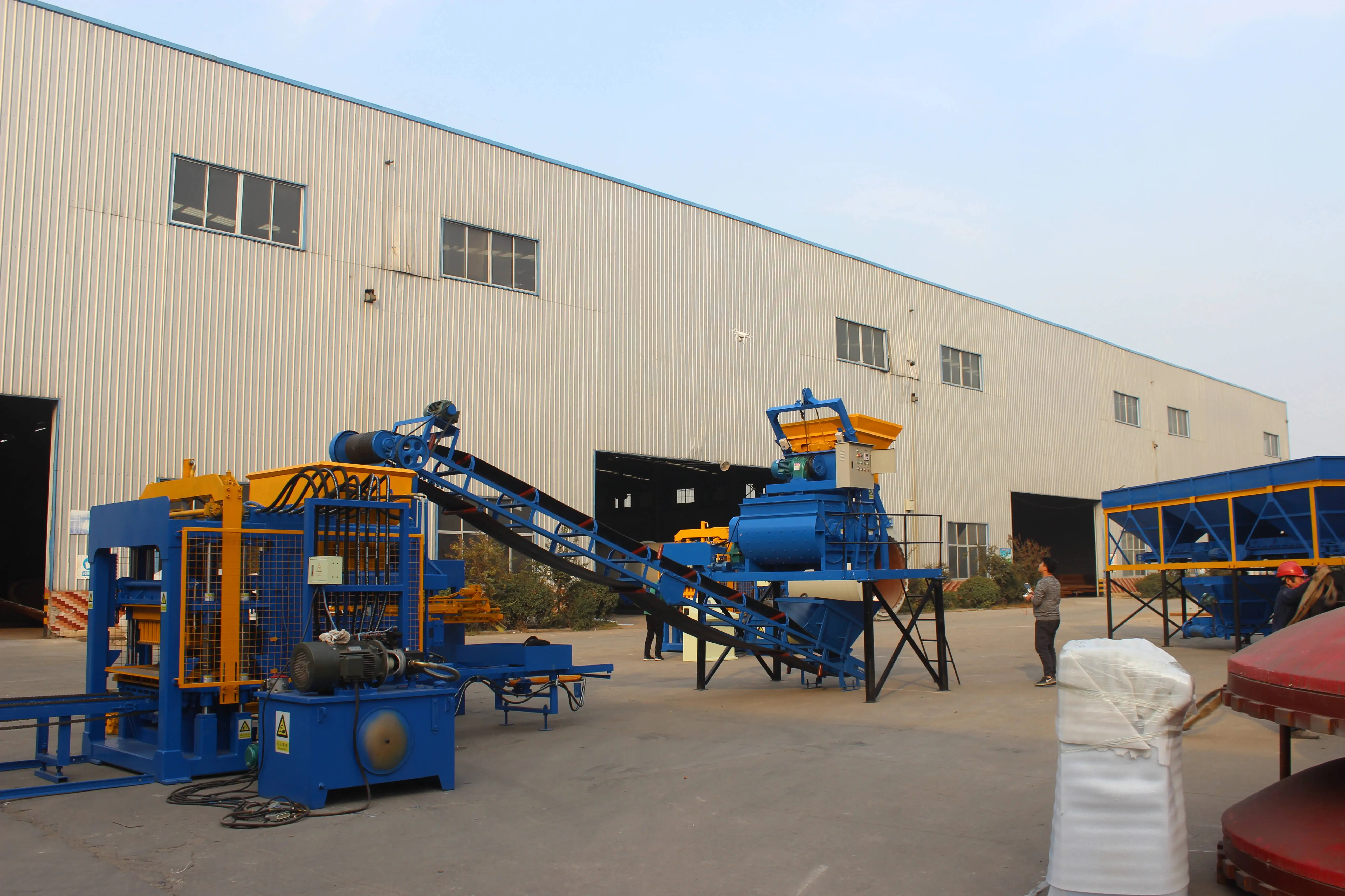Aiwei QT 8-15 full automatic block making machine building material Interlocking Concrete Blocks making machine