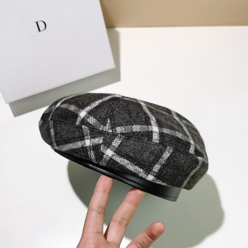 Winter Autumn Ladies Fashion Warm Plaids Wool Beret Hat