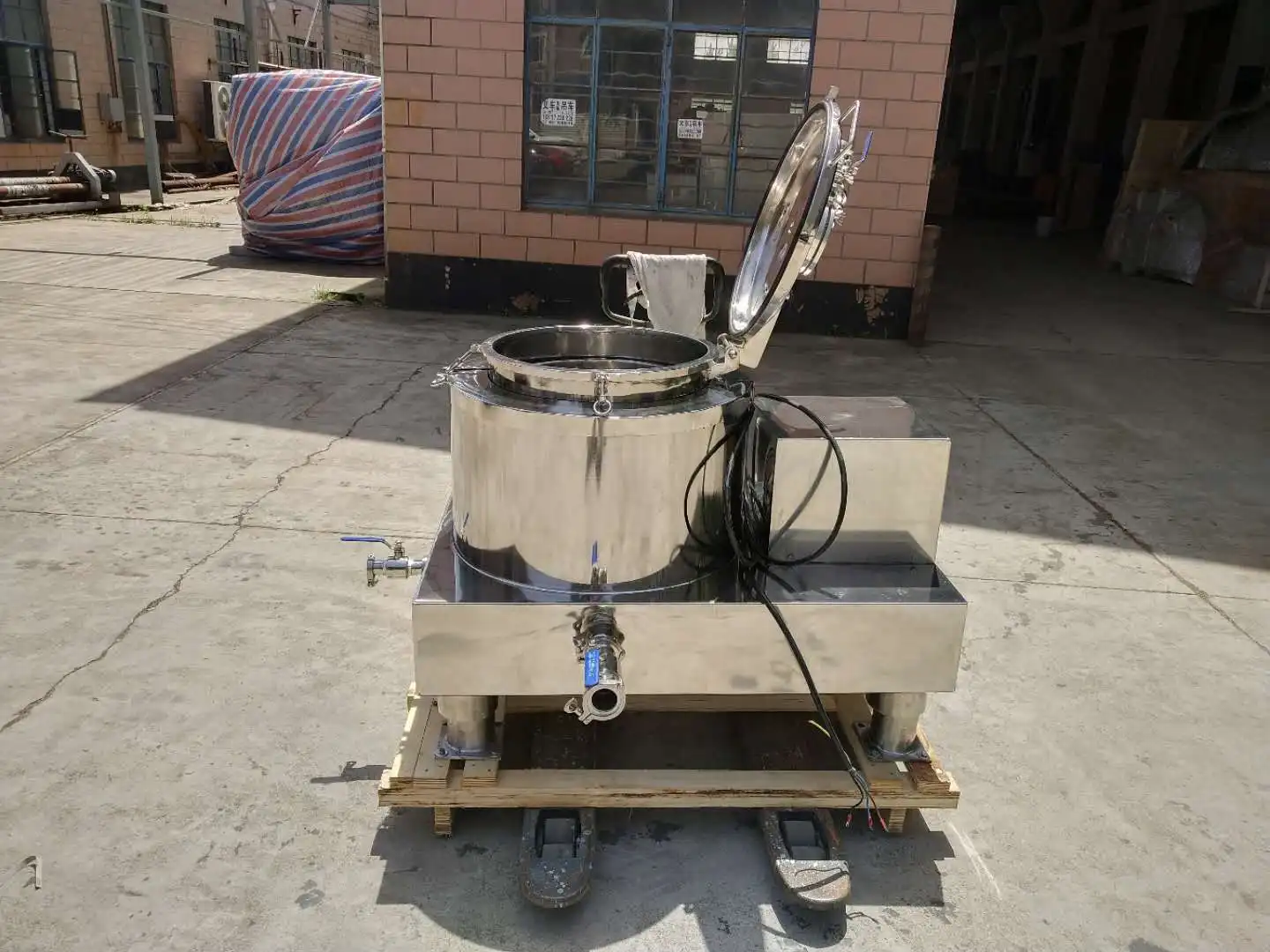 300L 500L  1000L   solvent ethanol extraction centrifuge extraction equipment for Hemp Oil  extraction