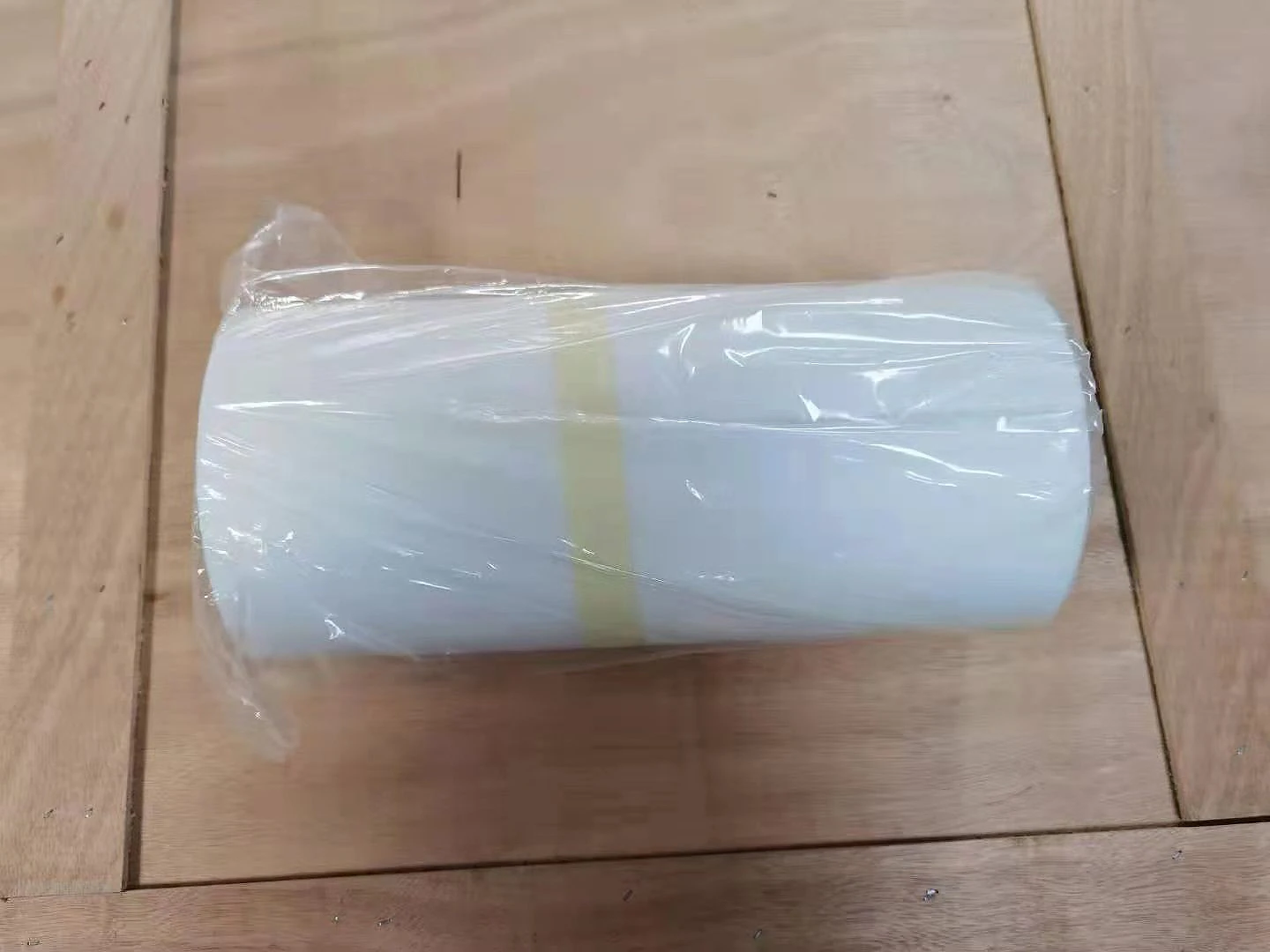 Textile T-Shirt 30 / 60 / 90cm*100m Transparent DTF Printer PET Transfer DTF Film Roll