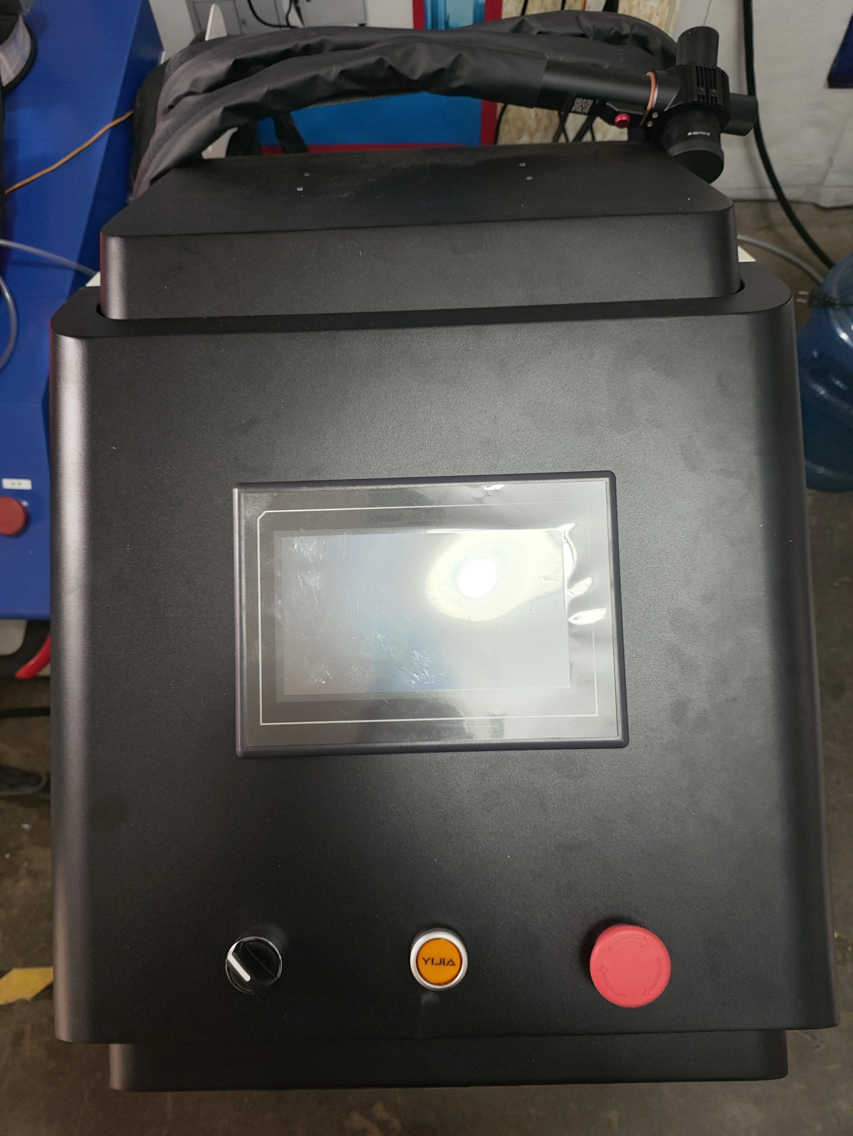 ZIXU 100W 200W 300W 500W Power Laser Cleaning Machine Metal Surface Rust Removal and Paint Oxide Layer Away