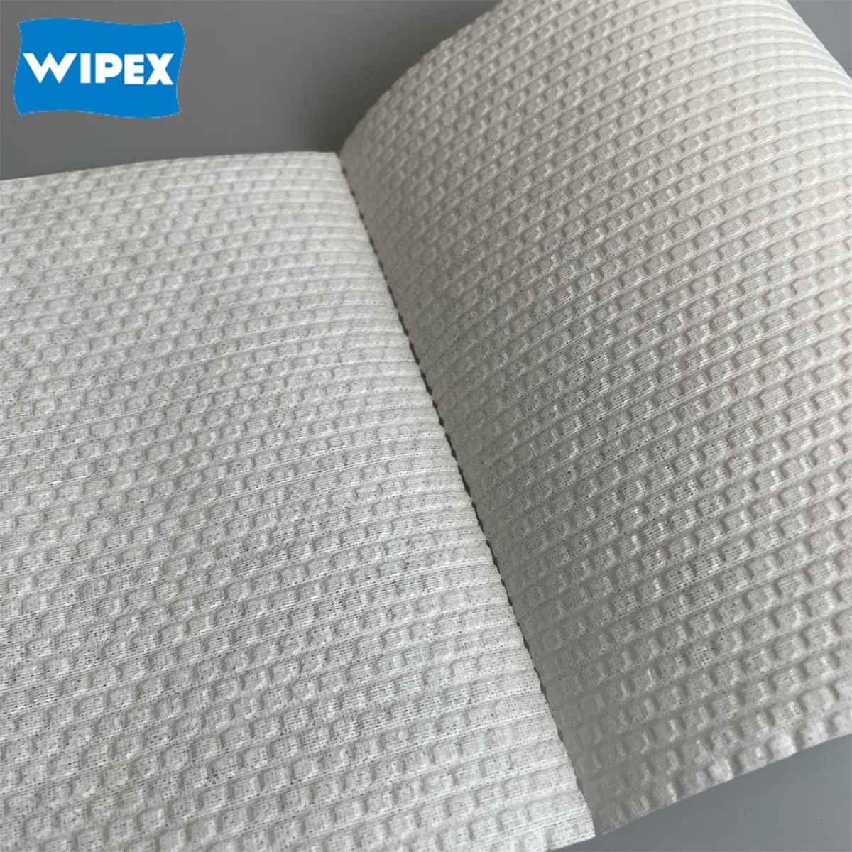 Big Wipes Roll Hexagon Perforated Industry Wipes Oil Heavy Duty Absorbent Wipes for Manufacturing Cleaning