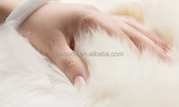 sheepskin rug (2).png
