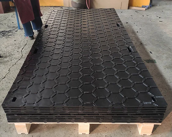 Черный Uhmwpe и HDPE защитный коврик для заземления временная платформа пляжный доступа