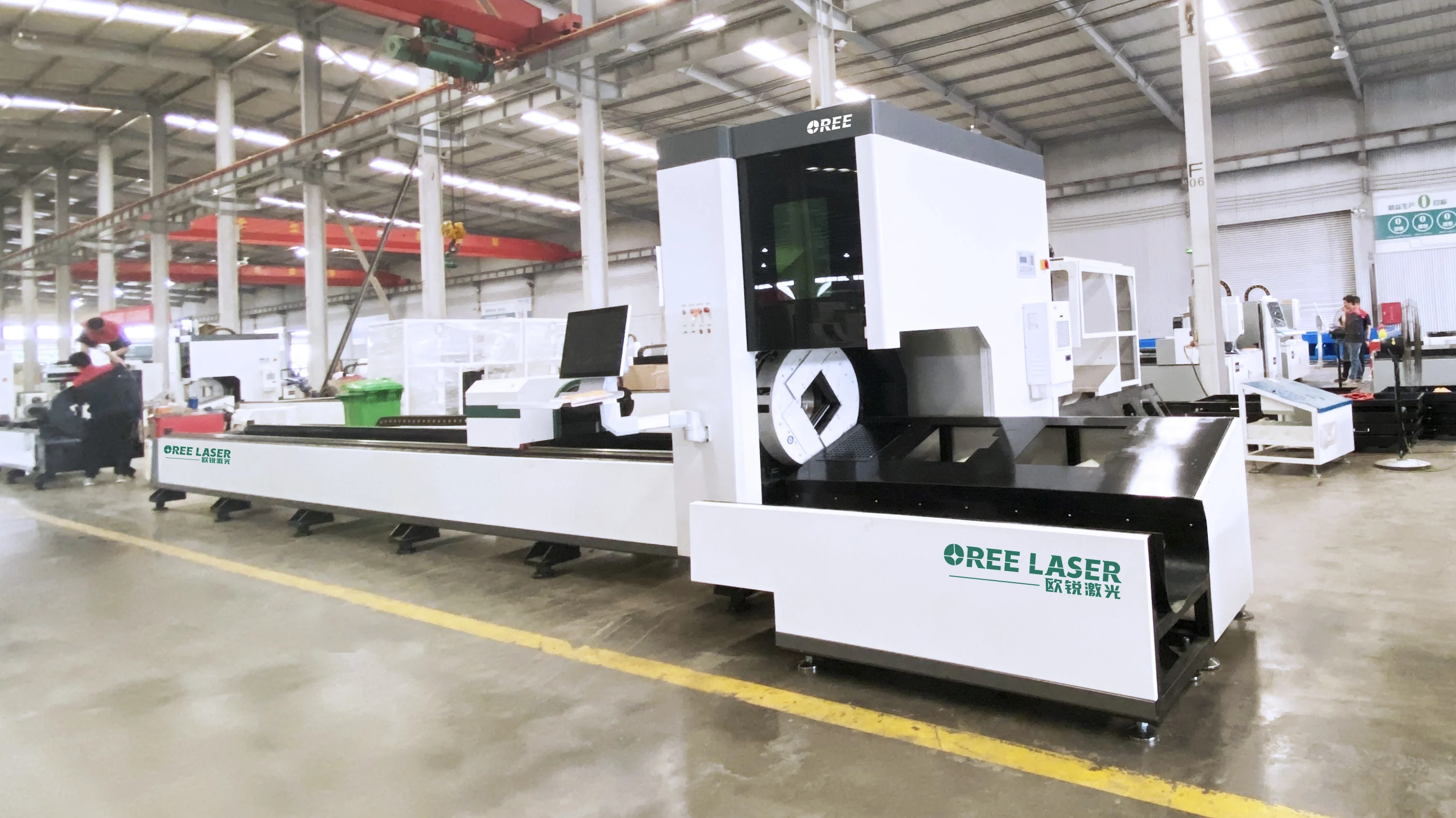 2022 OREELASER High Quality 1500w 2000w 3000w 6000w Fiber CNC Professional Metal Pipe Laser Cutting Machine