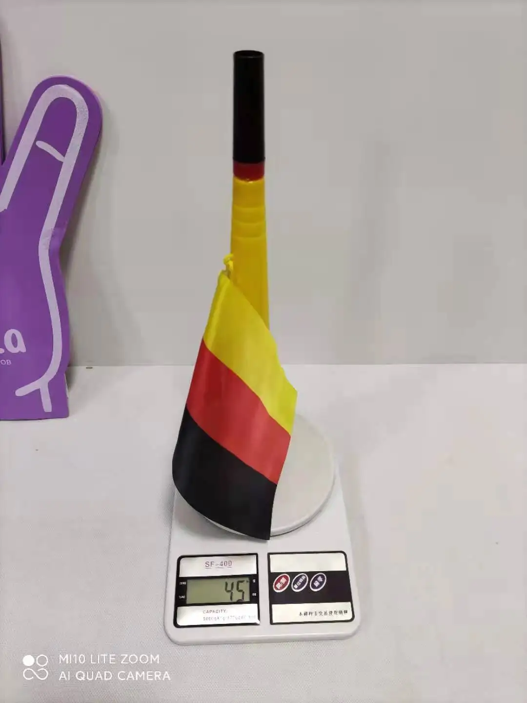 XINRUIKEN Custom cheer on the plastic horn trumpet loudly speaker with flag