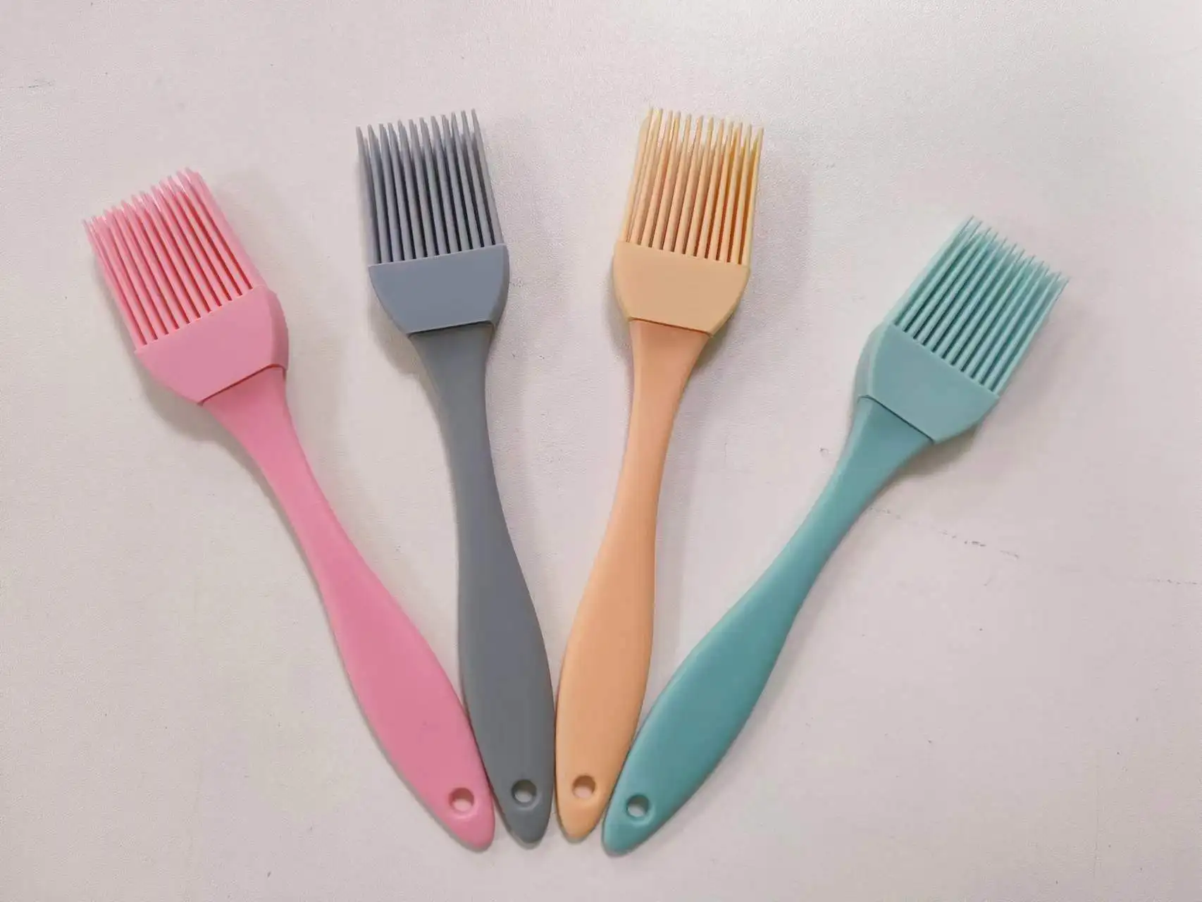 Kitchen & Tabletop Tools Cheap Food Grade Silicone Basting Brush for Kitchen and Baking