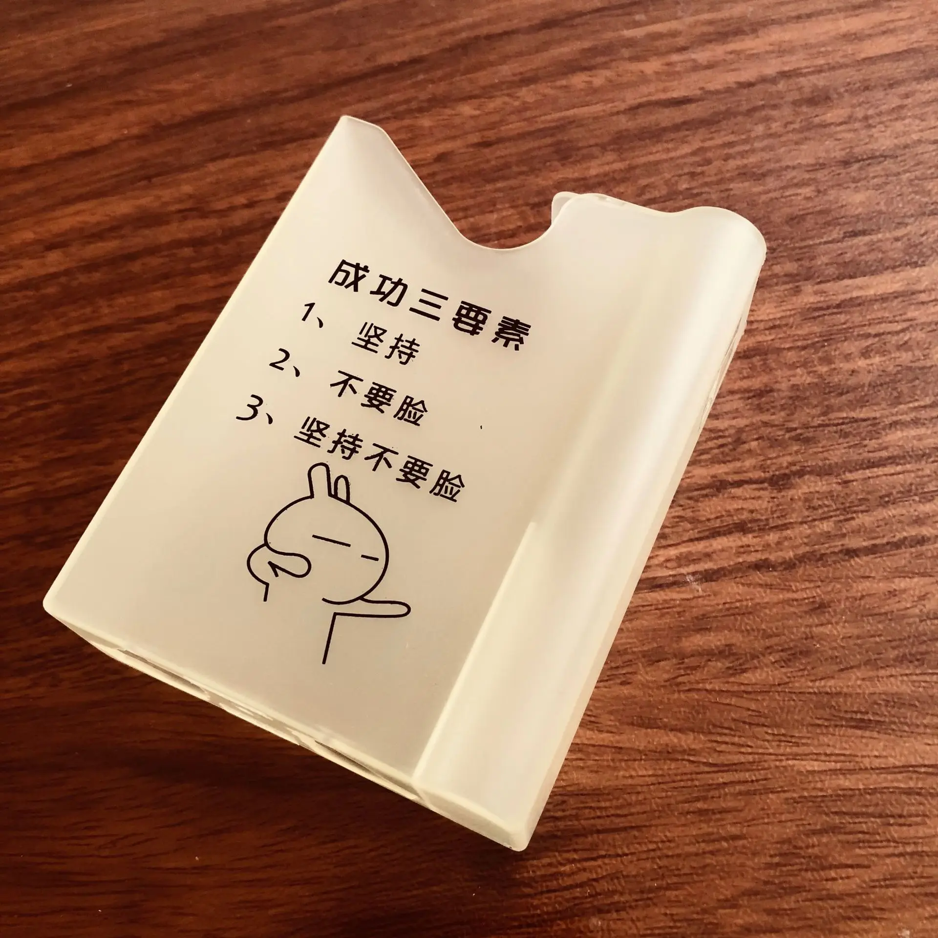 
1PCs Portable Transparent Plastic Cigarette Case Box with Smoke Lighter Anti-pressure Lighters Storage Holder Smoking Gadget 