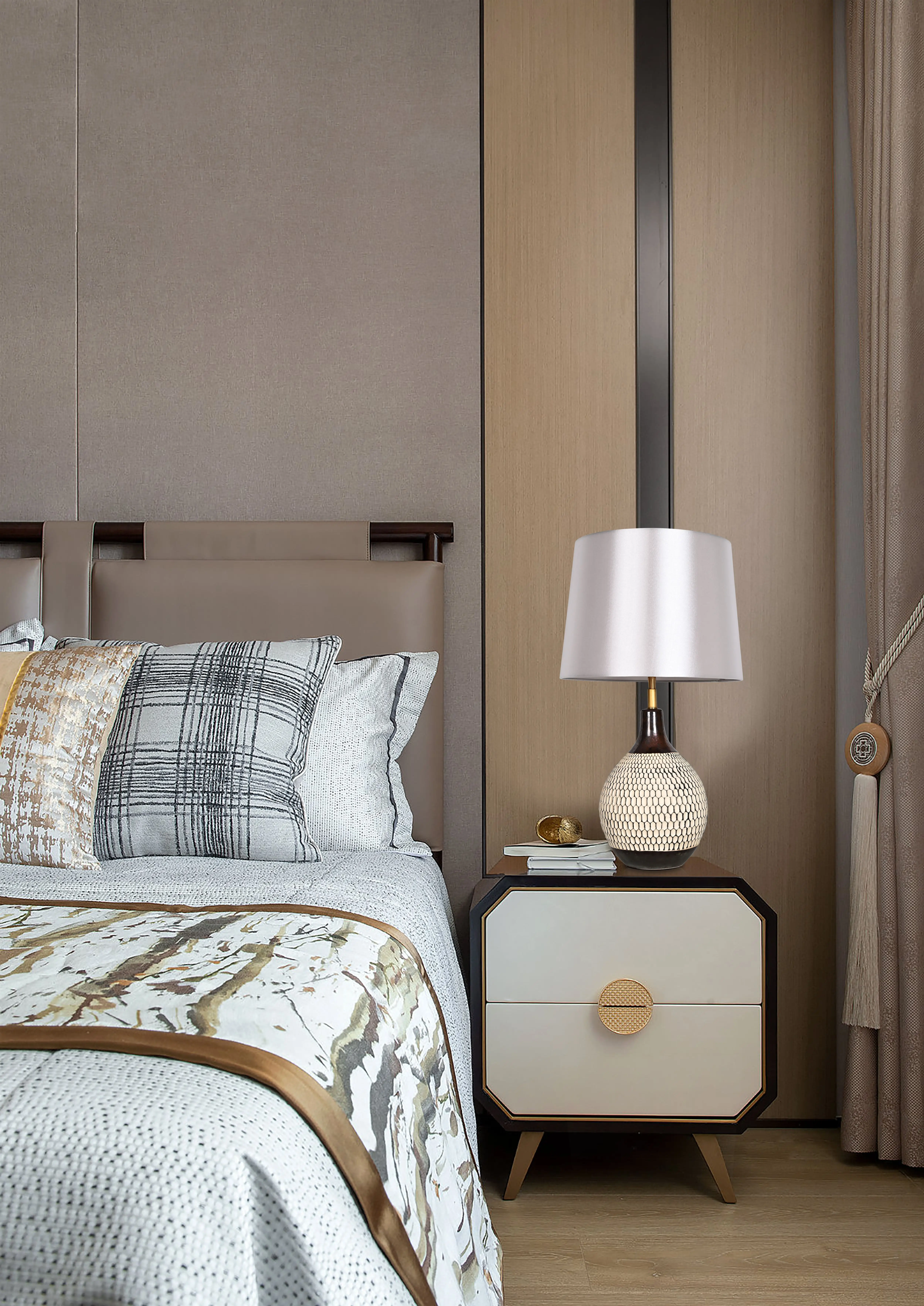 Wabi-sabi Pottery Moulded Honeycomb Living Room Bedroom Decorative Simple Retro Table Lamp