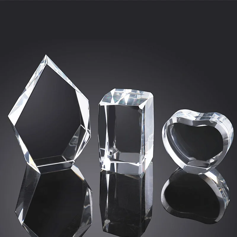 Customized 3d Photo Laser Engraving Crystal Paperweight Transparent Crystal Cube For Decoration Gift Photo Frame