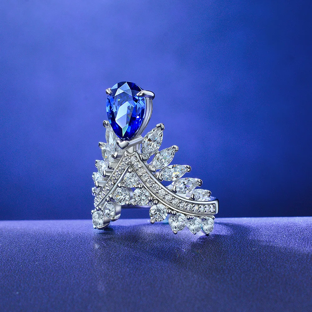 2021 new unique pear-shaped 7*10 feather crown ring high-quality high-carbon diamond sapphire s925 silver women rings