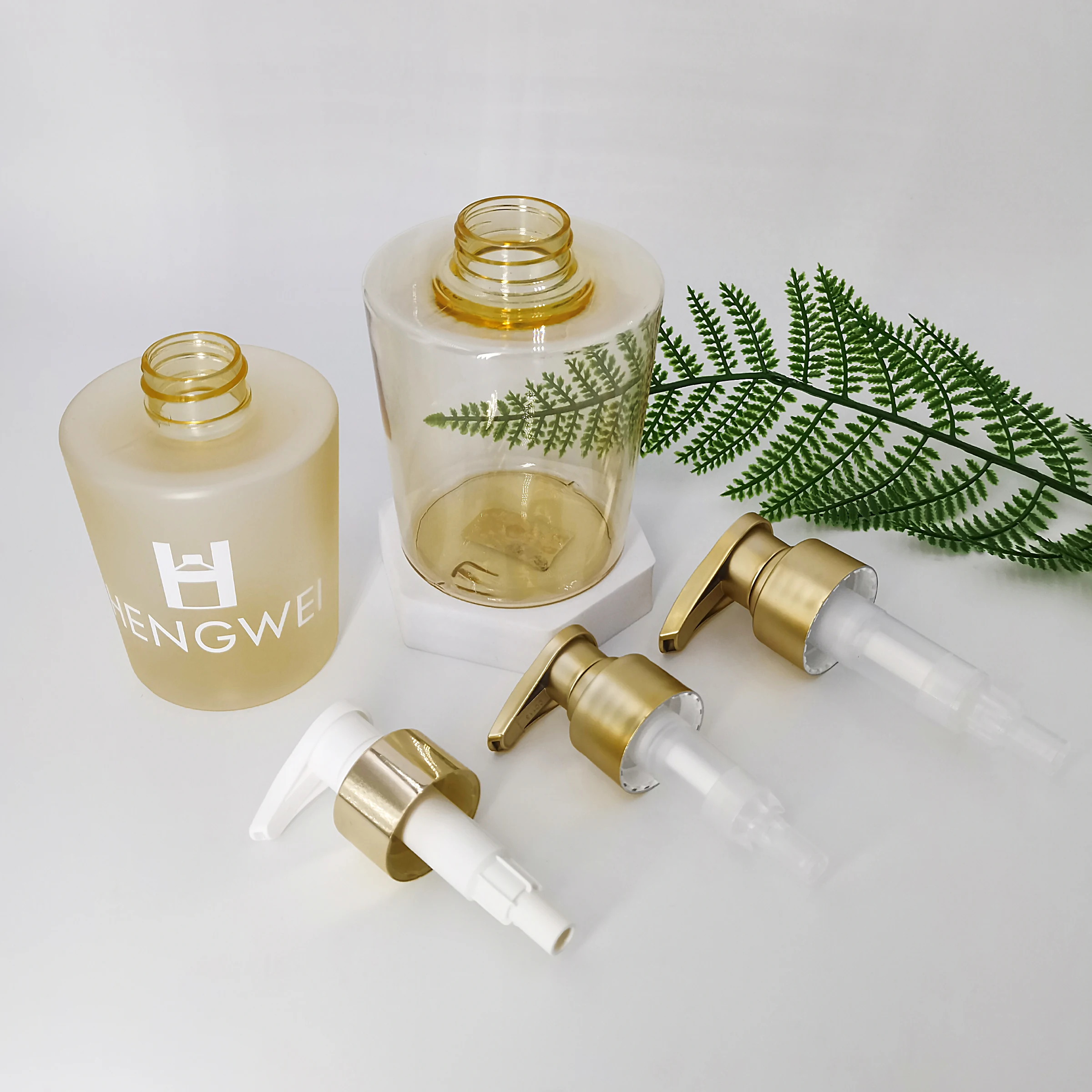 Lcustom Pack Home Cleaning Set PET Soap Liquid Foam Soap Dispenser Pump Bottle Clear Frosted 300ml 500ml Cosmetic PUMP Sprayer