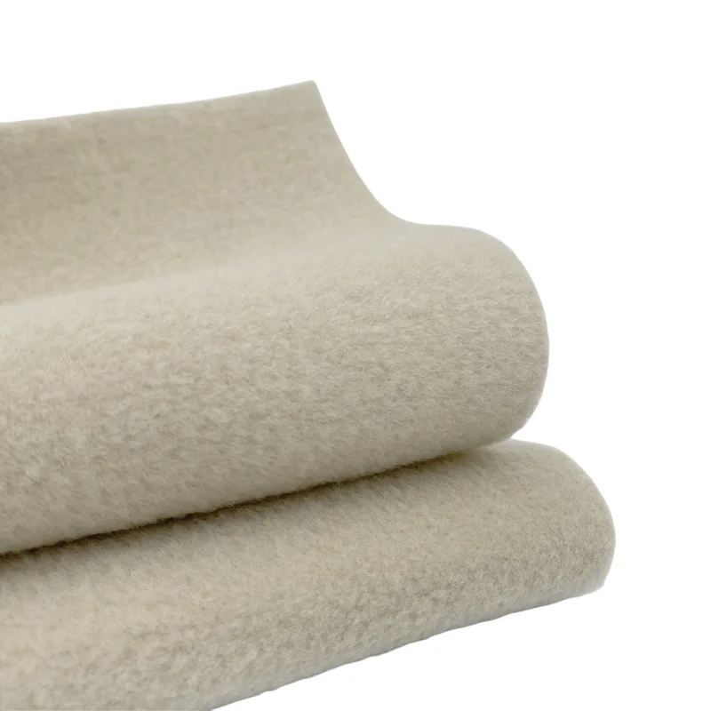 Wholesale Viscose / Polyester colored needle punched non-woven felt  rolls nonwoven fieltro fabric
