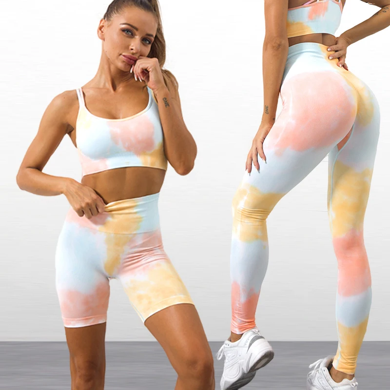 Support sample new tie-dye fitness suit set cross straps shockproof bra hip lift sports shorts yoga suit female