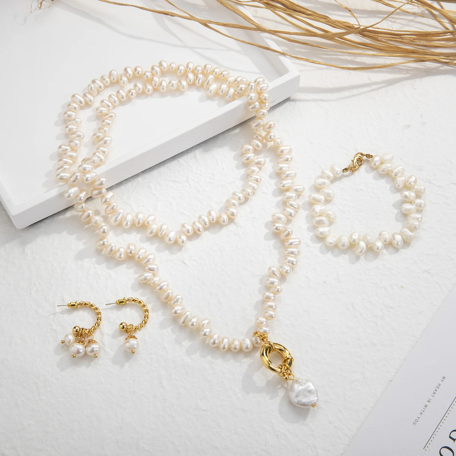 2022 New Fashion Gold Plated Jewelry Sets Women Gifts Wedding Pearl Necklaces Bracelets Rings Earrings Party Banquet Luxury Sets