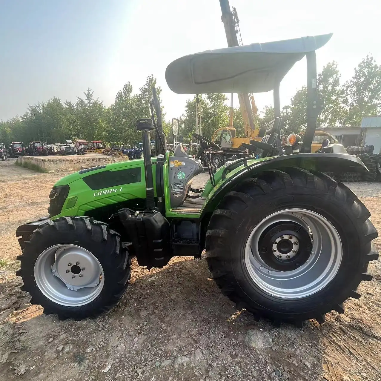 90hp 4wd высокое качество Подержанный трактор в низкой цене