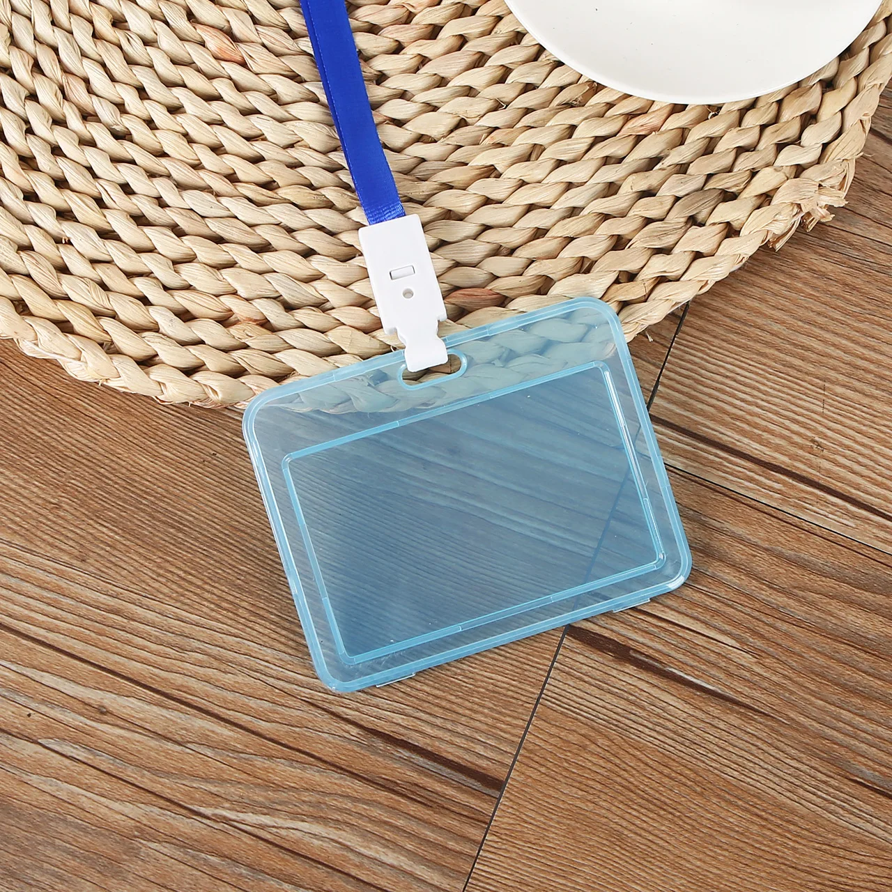 DAQIDO Hot Selling Permit Visa Work Card holder,Custom Business Plastic Name Credit Id Card Holder