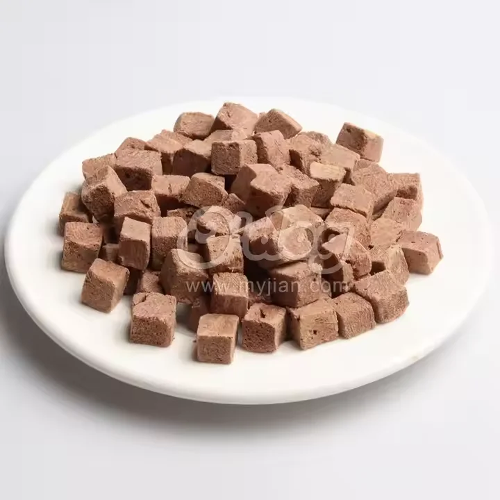 natural pellets beef cube dehydrated dog training treats chewable dog food for dog Freeze Dried Beef liver Granule