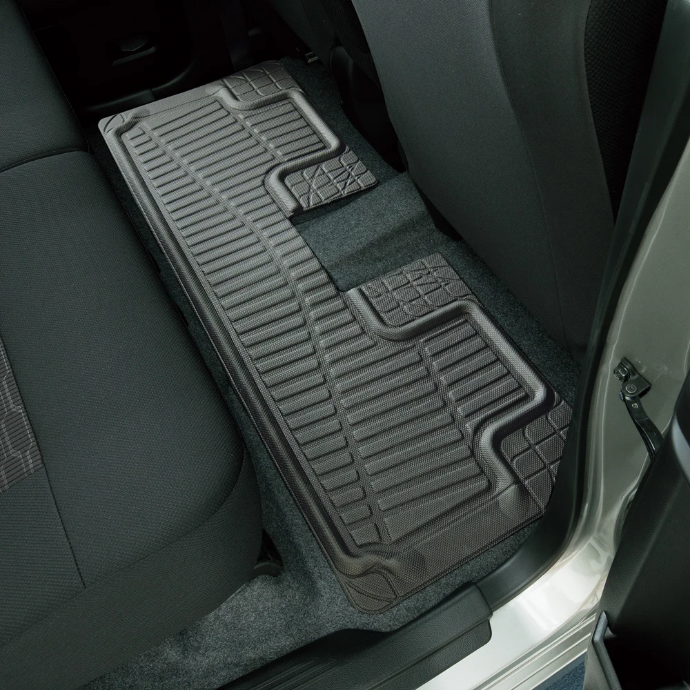 Factory price 40*125cm tailorable thermoplastic elastomer car inside antislip foot mat
