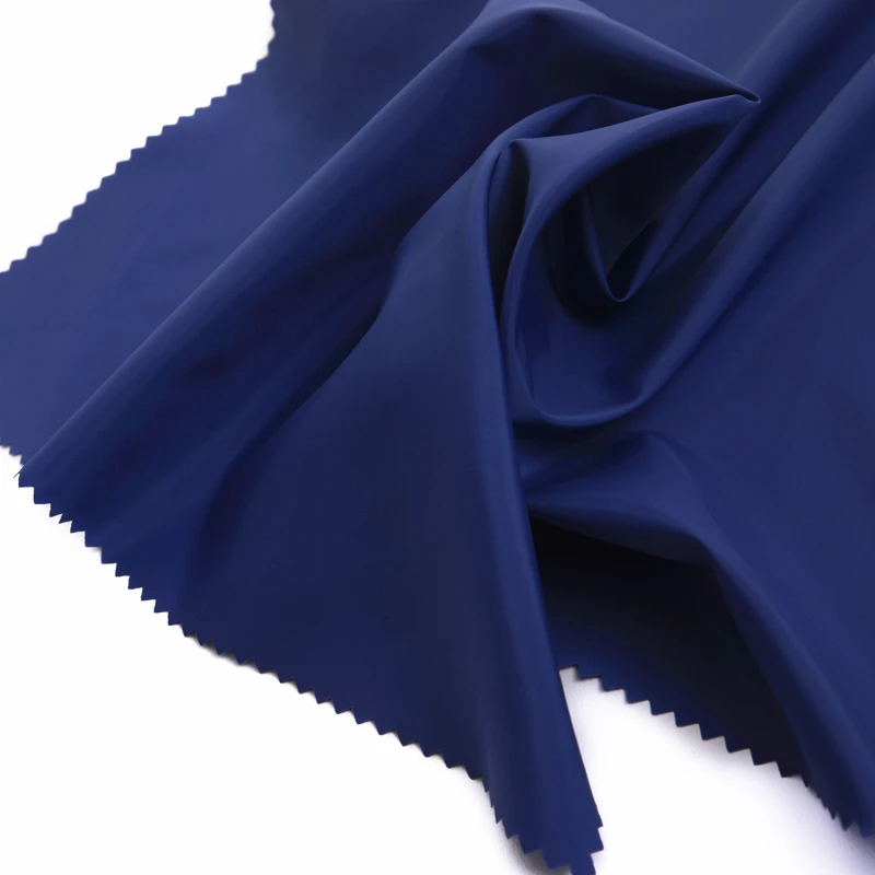 100 полиэстер 450T, глобальная переработка, 1/2 саржа, полиэфирная тафта с водонепроницаемой функцией для курток, одежды