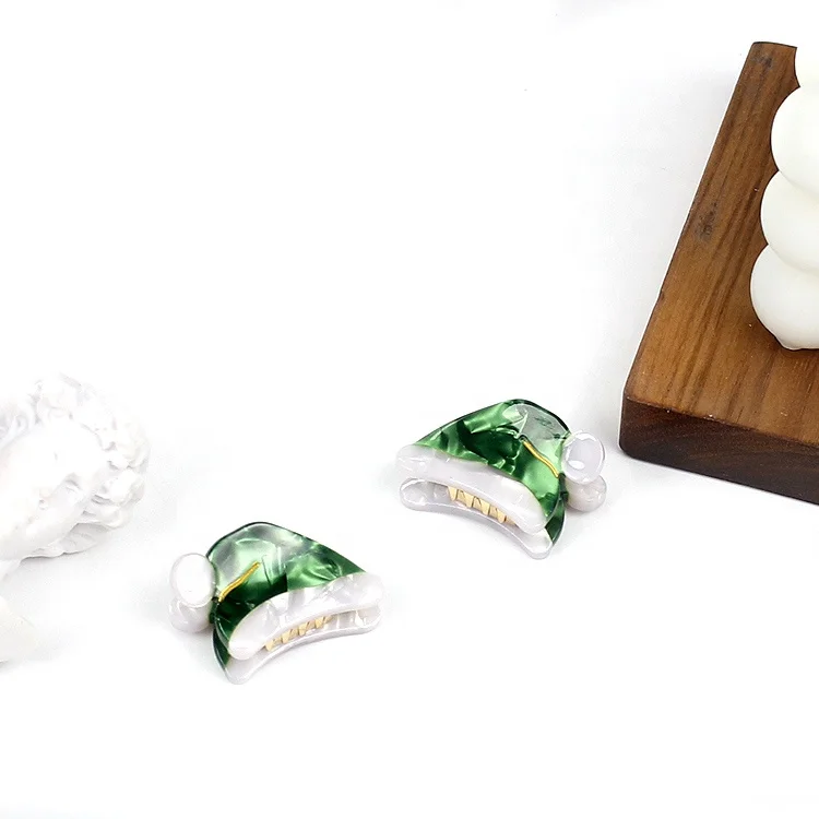 YIYI cute Christmas hat hat hair clamp classic lovely mini hair claws clips for girls custom cellulose acetate for thin hair